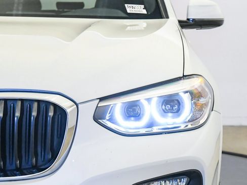 Used 2020 BMW X4 xDrive30i w/ M Sport Package 2 AWD/4WD image 9