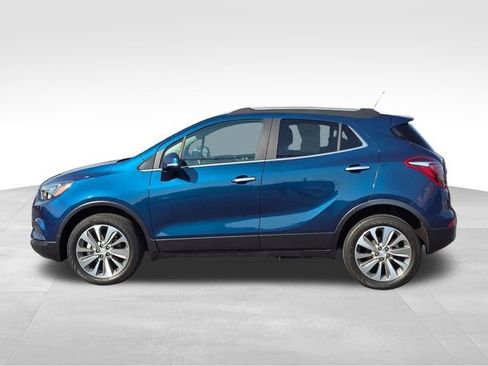 Used 2019 Buick Encore Preferred AWD/4WD image 2