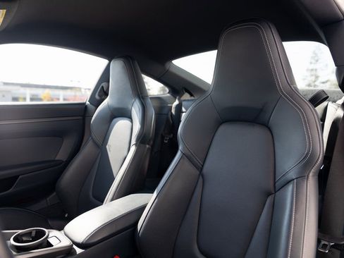 Certified 2025 Porsche 911 Carrera image 5