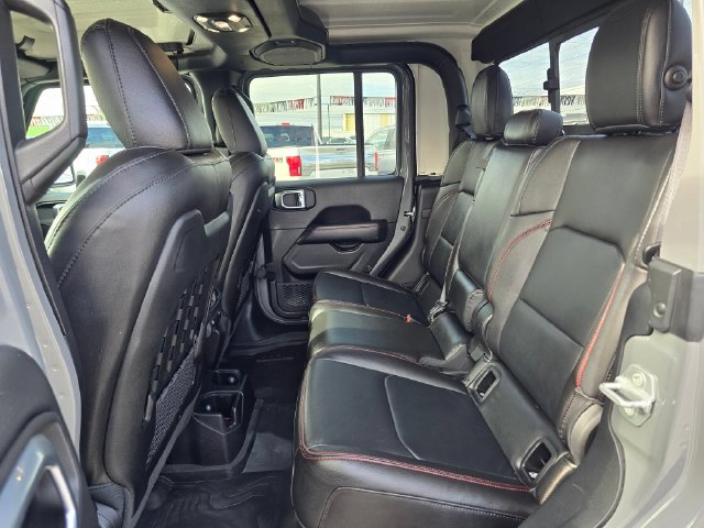 Used 2022 Jeep Gladiator Rubicon w/ LED Lighting Group AWD/4WD image 16