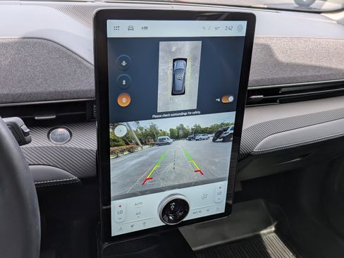 Used 2024 Ford Mustang Mach-E Premium image 30