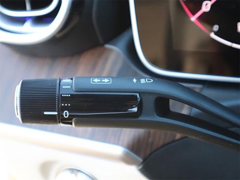 New 2026 Mercedes-Benz C 300 4MATIC Sedan image 34