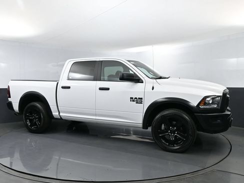 Used 2024 RAM 1500 Warlock AWD/4WD image 3