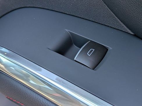 New 2026 Chevrolet Traverse RS w/ LPO, Floor Liner Package image 38