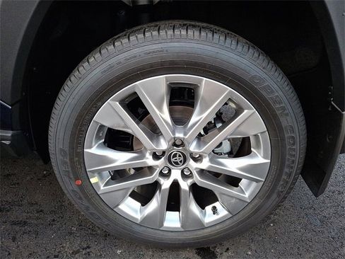 New 2025 Toyota RAV4 XLE Premium image 6