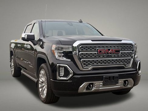 Used 2019 GMC Sierra 1500 Denali w/ Denali Ultimate Package AWD/4WD image 8