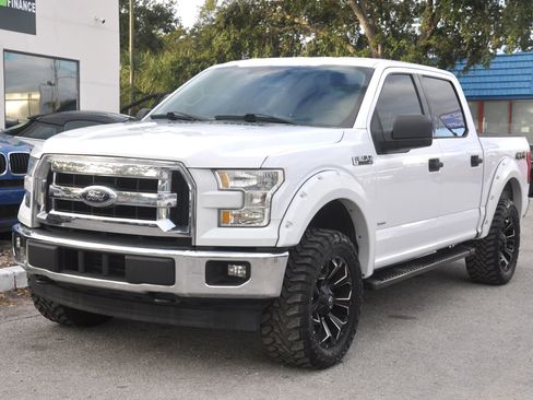 Used 2017 Ford F150 XLT AWD/4WD image 16