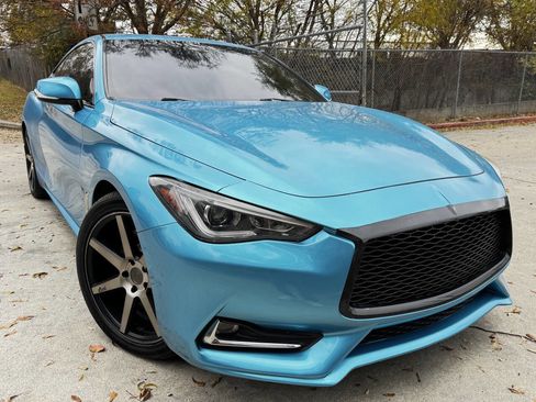 Used 2018 INFINITI Q60 3.0t Luxe w/ Sensory Package 3.0T Luxe image 3