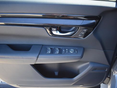 Used 2025 Honda CR-V Sport Touring image 25