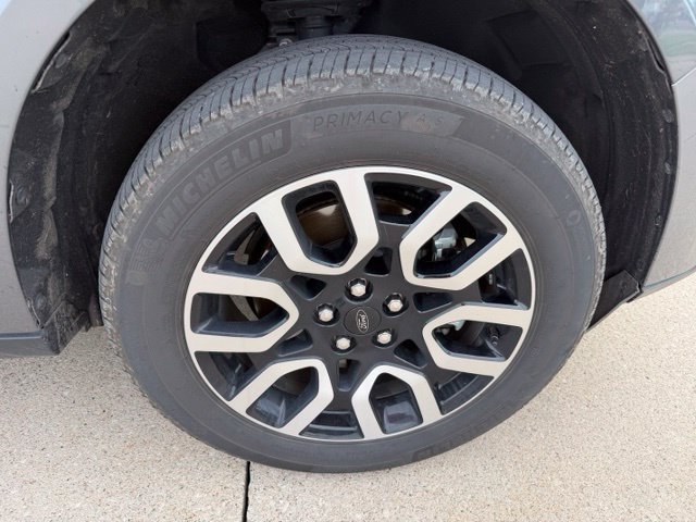 Used 2024 Ford Maverick Lariat FWD image 9