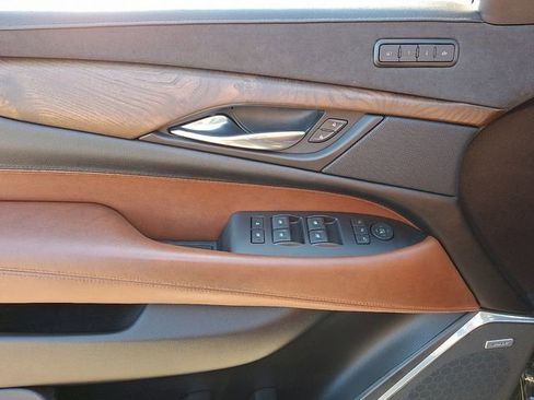 Used 2020 Cadillac Escalade Premium Luxury w/ LPO, Radiant Package image 14