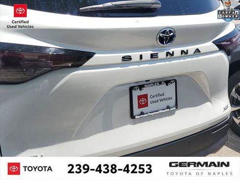 Certified 2025 Toyota Sienna XLE FWD image 17