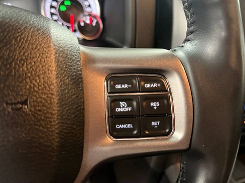 Used 2022 RAM 1500 Warlock AWD/4WD image 29