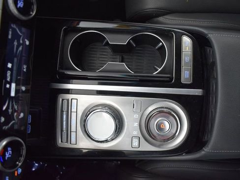 Used 2023 Genesis G80 2.5T AWD/4WD image 28