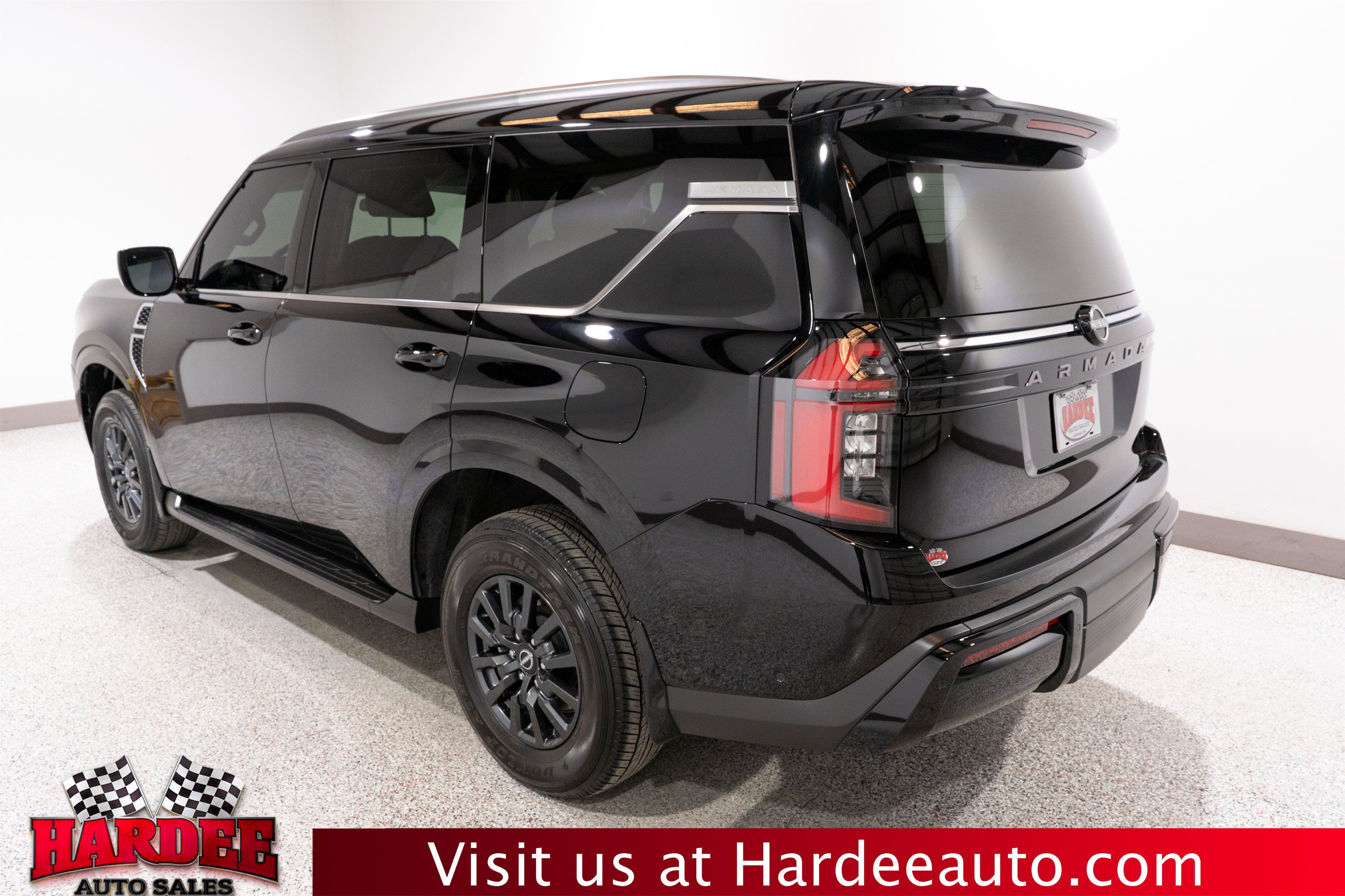 Used 2026 Nissan Armada SV RWD image 3