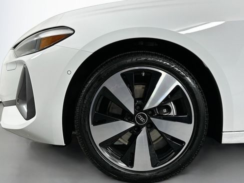 New 2025 Audi A5 2.0T Premium image 11