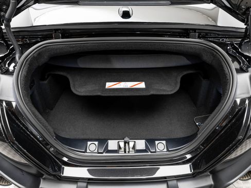 Used 2025 Ferrari Roma Spider RWD image 60