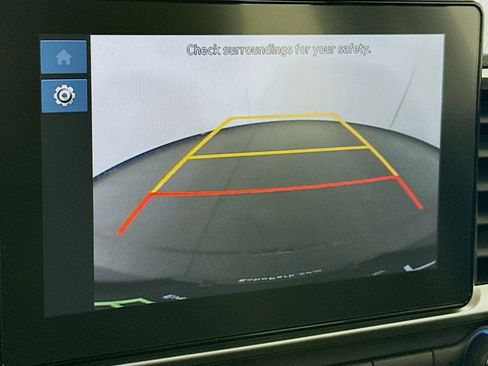 Used 2025 Hyundai Venue SEL FWD image 22