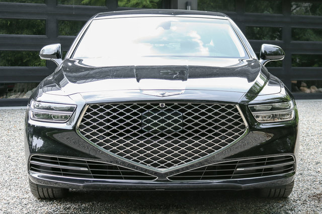 Used 2021 Genesis G90 5.0 Ultimate AWD/4WD image 12