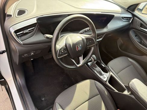 Used 2025 Buick Encore GX Preferred image 10