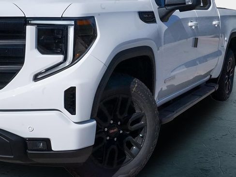 Used 2025 GMC Sierra 1500 Elevation w/ Elevation Premium Package AWD/4WD image 3