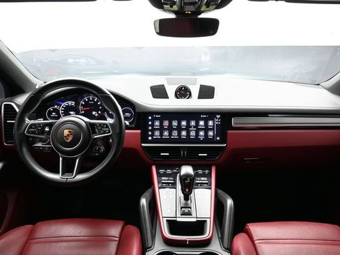 Certified 2023 Porsche Cayenne Platinum Edition AWD/4WD image 19