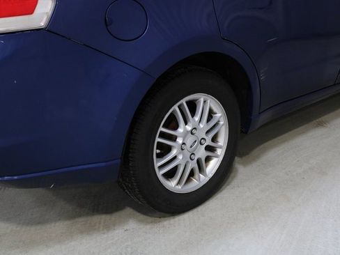 Used 2009 Ford Focus SE image 26