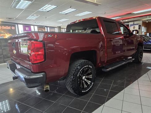 Used 2018 Chevrolet Silverado 1500 LT w/ All Star Edition AWD/4WD image 4