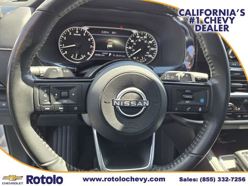 Used 2022 Nissan Pathfinder SV w/ SV Black Package FWD image 23