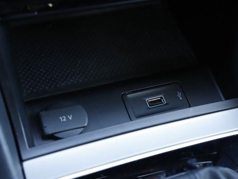 Used 2020 Volkswagen Passat 2.0T SEL image 28