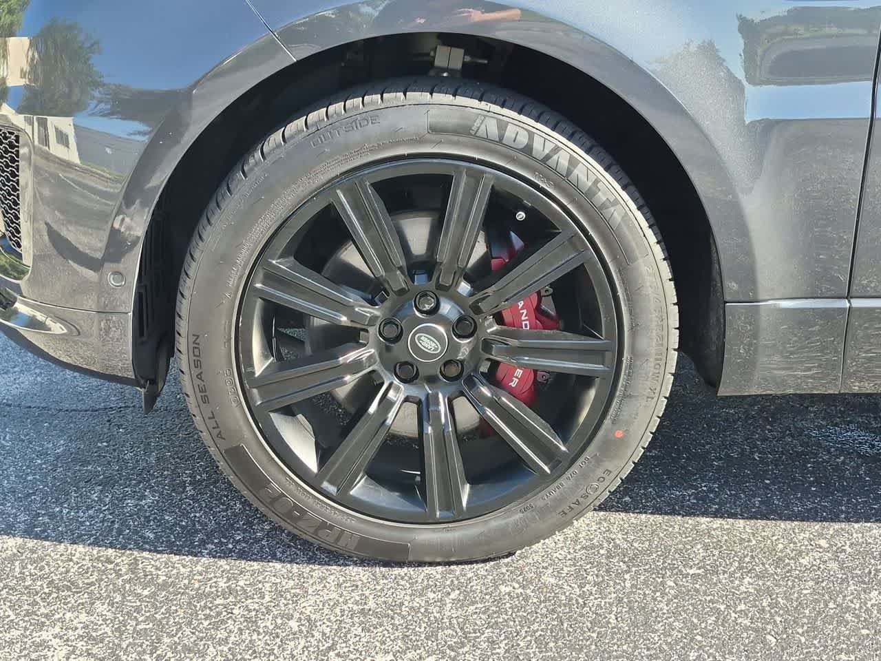 Used 2019 Land Rover Range Rover Sport Supercharged AWD/4WD image 14