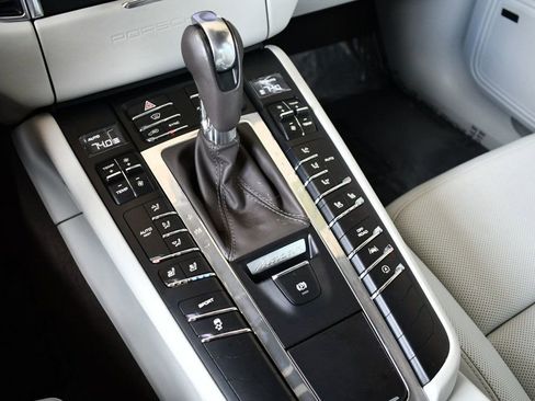 Used 2017 Porsche Macan S image 55