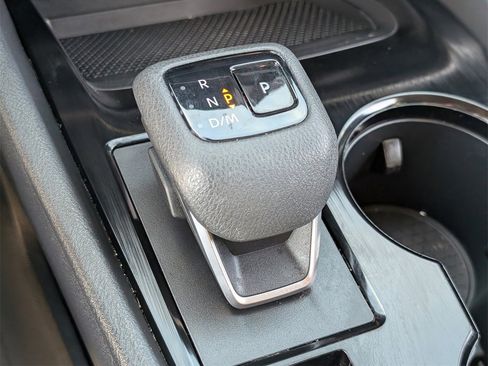 Certified 2024 Nissan Rogue SV image 19