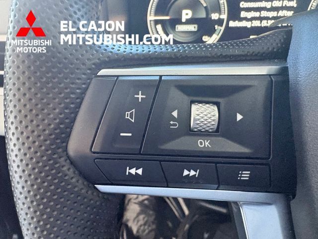 Used 2025 Mitsubishi Outlander SEL AWD/4WD image 10