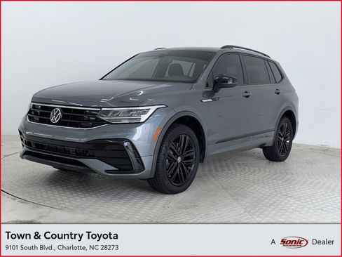 Used 2022 Volkswagen Tiguan SE R-Line AWD/4WD image 1