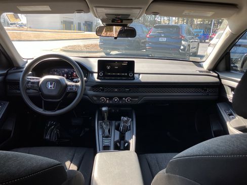 Certified 2024 Honda Accord LX image 31