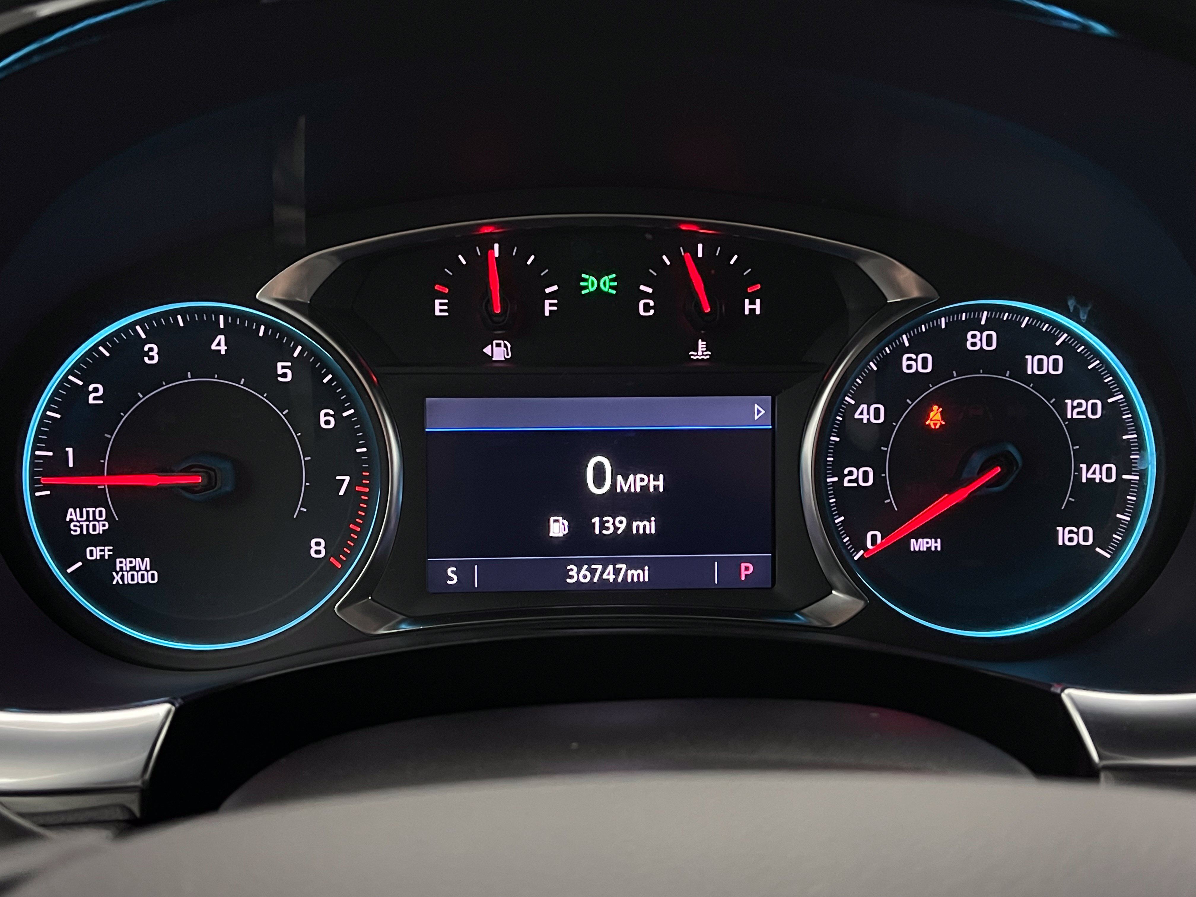 Used 2023 Chevrolet Traverse LT FWD image 21