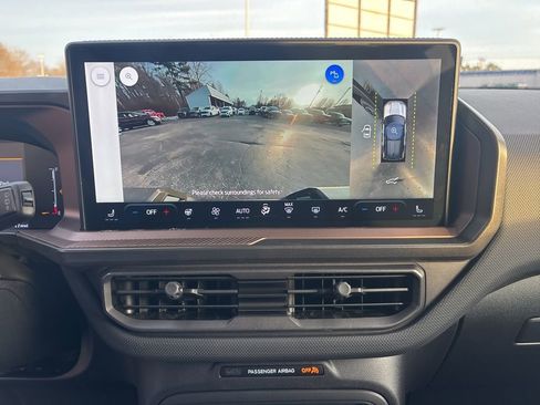 New 2026 Ford Bronco Sport Outer Banks w/ Outer Banks Tech Package+ AWD/4WD image 36