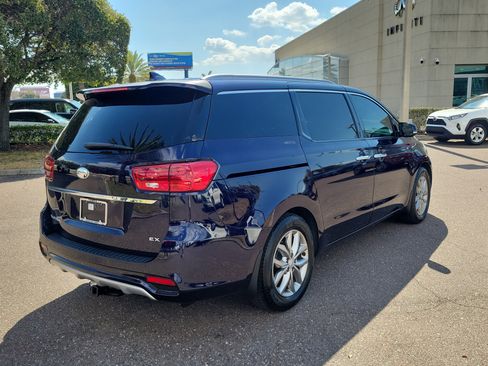 Used 2019 Kia Sedona EX w/ EX Premium Package image 3