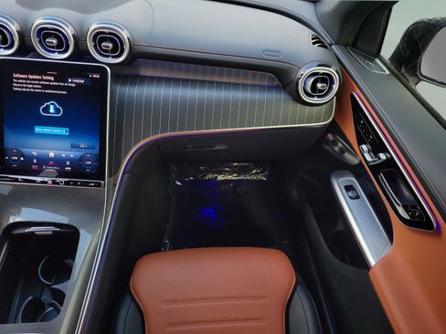 Certified 2023 Mercedes-Benz GLC 300 image 15