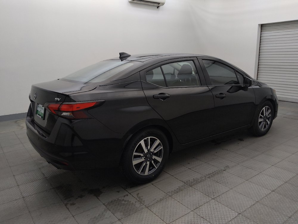 Used 2023 Nissan Versa SV FWD image 10