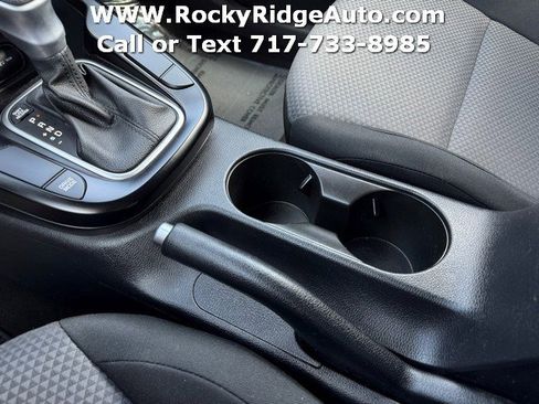 Used 2025 Kia Soul LX w/ LX Technology Package FWD image 20