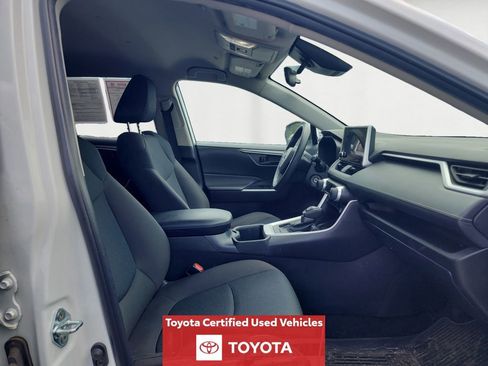 Certified 2023 Toyota RAV4 LE AWD/4WD image 16