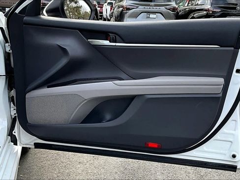 Used 2023 Toyota Camry SE image 22