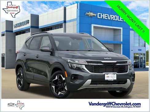 Used 2025 Kia Seltos S FWD image 1
