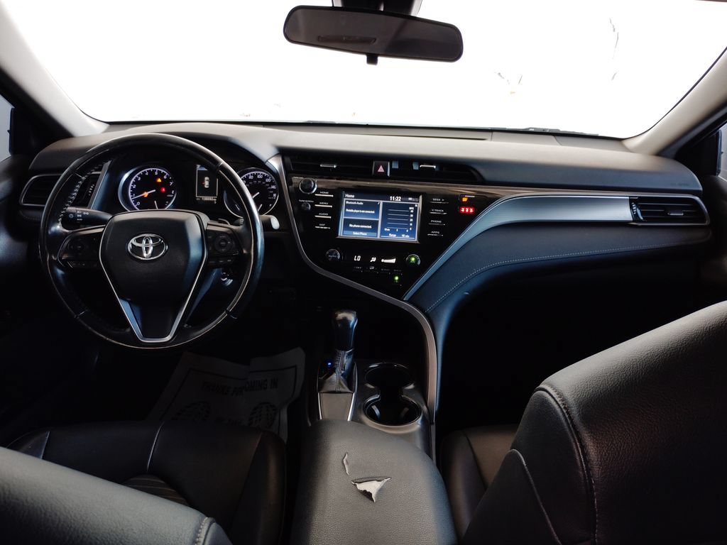 Used 2019 Toyota Camry SE w/ Carpet Mat Package FWD image 32