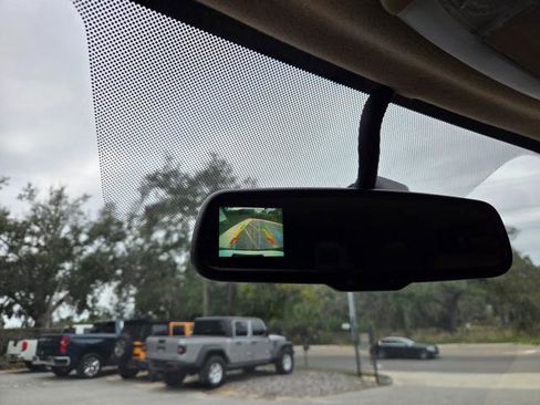 Used 2014 Ford Expedition EL XLT w/ Equipment Group 202A image 23