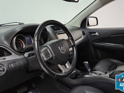 Used 2020 Dodge Journey Crossroad FWD image 31
