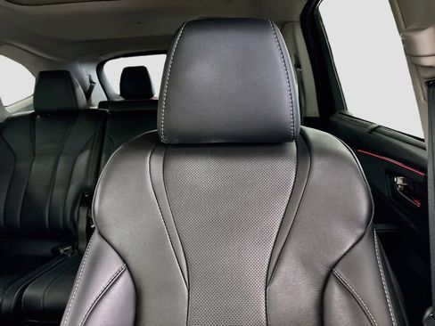 Used 2024 Acura MDX w/ Technology Package FWD image 22