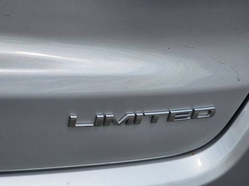 Used 2025 Jeep Compass Limited AWD/4WD image 11